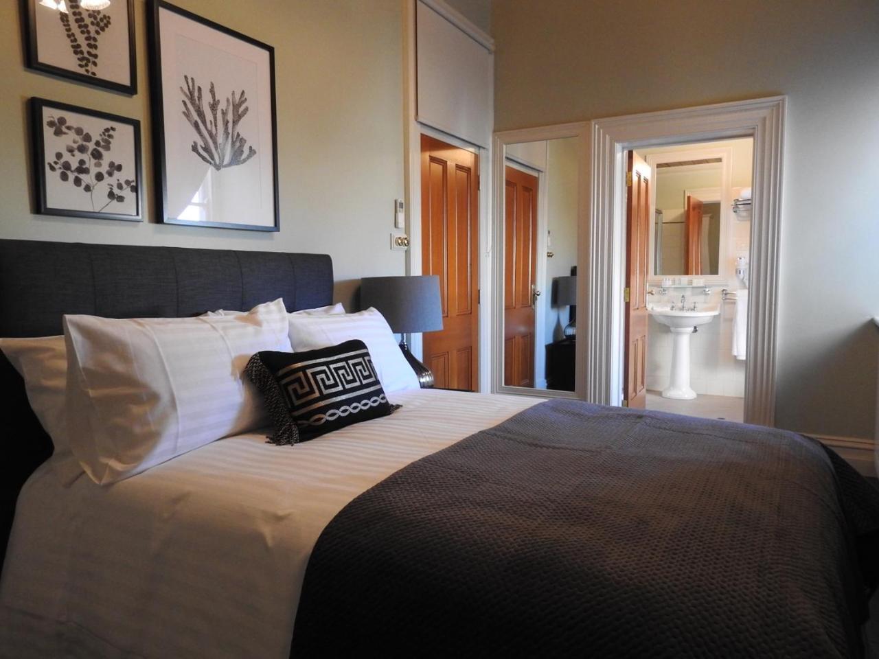Bull And Mouth Hotel Maryborough Victoria エクステリア 写真